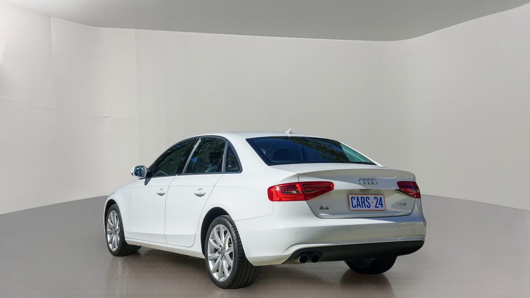 Left Back Diagonal (45- Degree) View