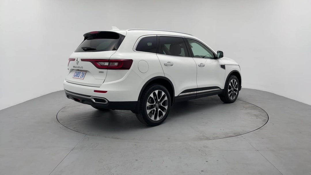 Right Back Diagonal (45- Degree) View