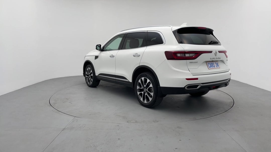 Left Back Diagonal (45- Degree) View