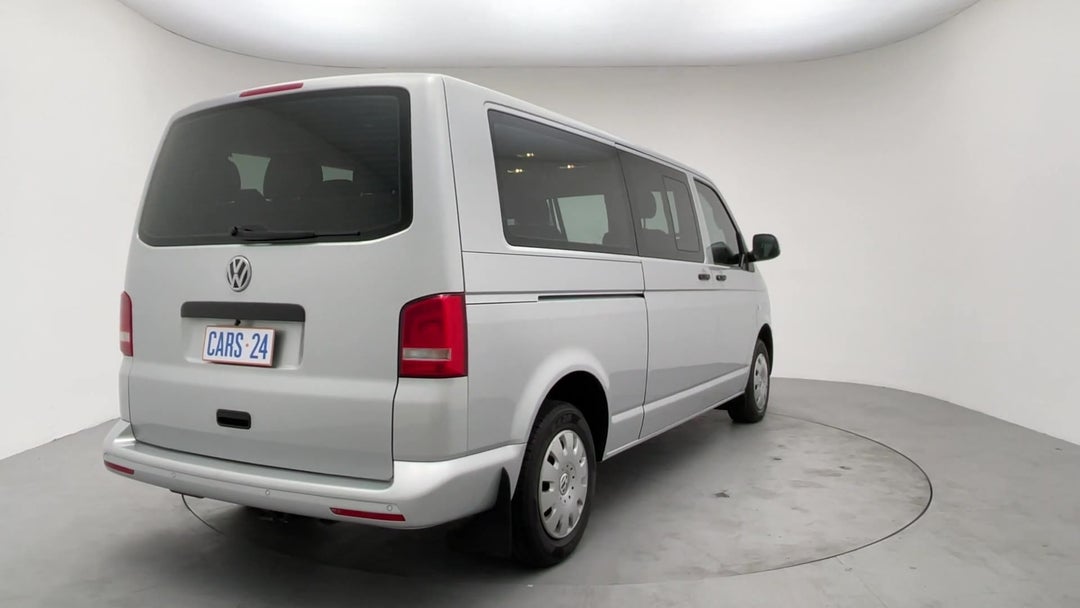 Right Back Diagonal (45- Degree) View