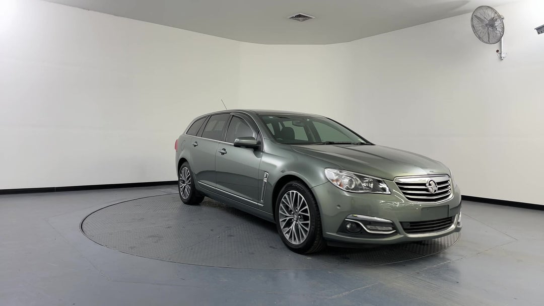 Right Front Diagonal (45- Degree) View