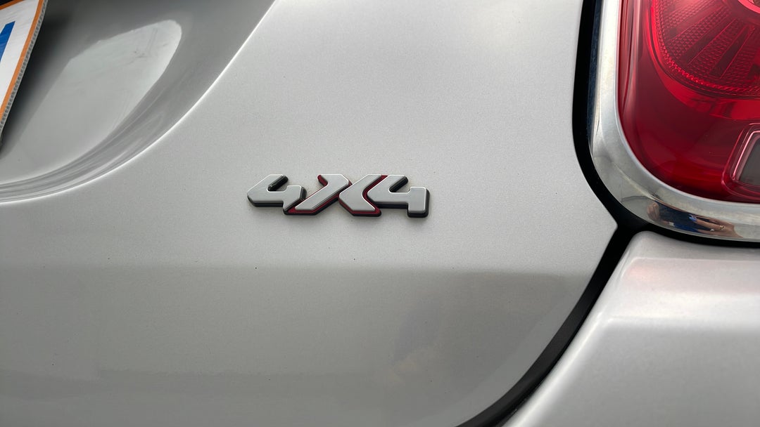 Badge (Boot Right Side)