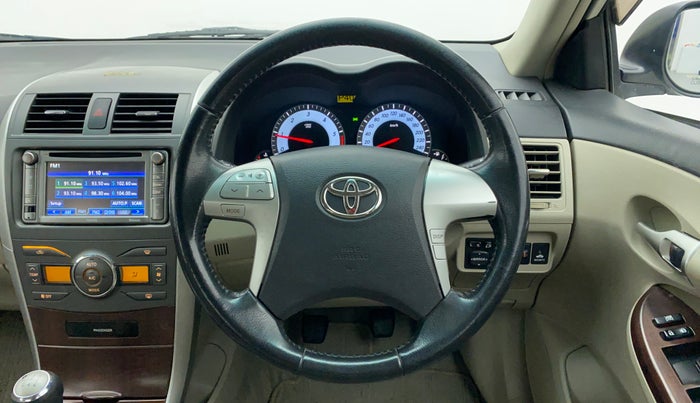 2013 Toyota Corolla Altis D 4D G, Diesel, Manual, 37,277 km, Steering Wheel Close Up