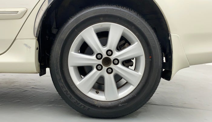 2013 Toyota Corolla Altis D 4D G, Diesel, Manual, 37,277 km, Left Rear Wheel