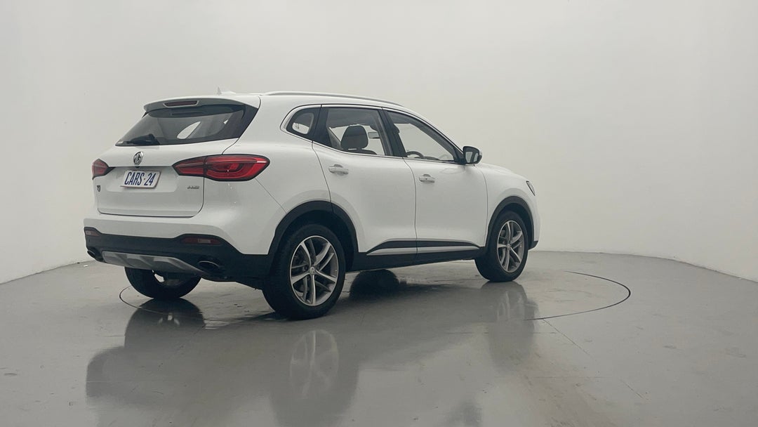 Right Back Diagonal (45- Degree) View