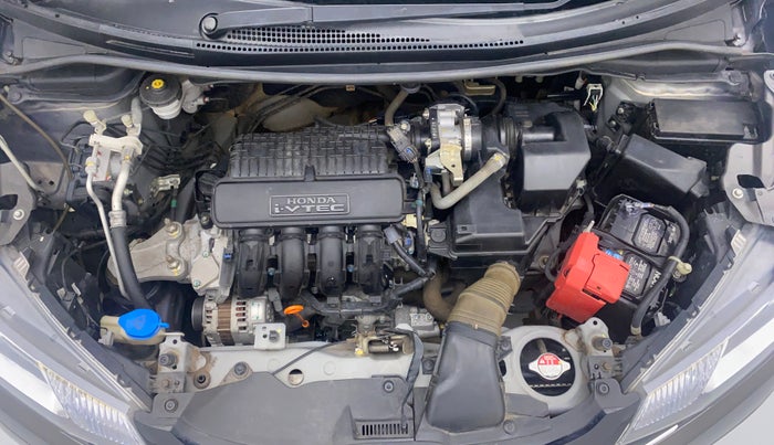 2018 Honda Jazz 1.2 V MT, Petrol, Manual, 17,785 km, Open Bonet