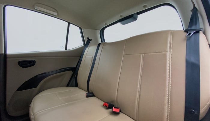 2014 Hyundai i10 MAGNA 1.1 IRDE2, Petrol, Manual, 3,083 km, Right Side Rear Door Cabin