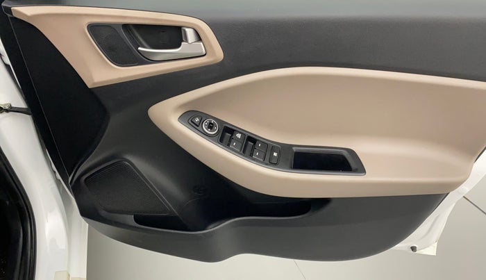 2020 Hyundai Elite i20 1.2 SPORTS PLUS VTVT, Petrol, Manual, 6,364 km, Driver Side Door Panels Control