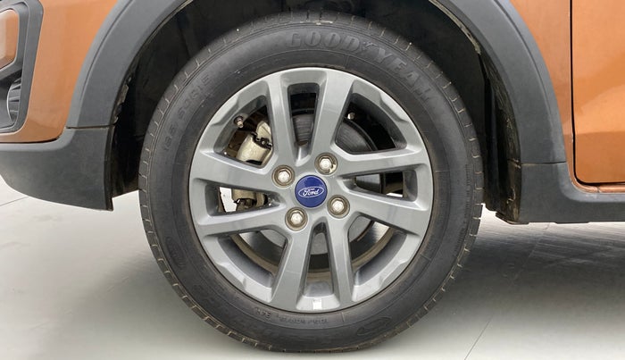 2020 Ford FREESTYLE TITANIUM 1.2 TI-VCT MT, Petrol, Manual, 34,265 km, Left Front Wheel