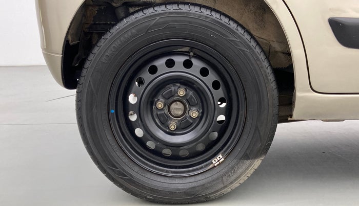 2013 Maruti Wagon R 1.0 VXI, Petrol, Manual, 73,569 km, Right Rear Wheel