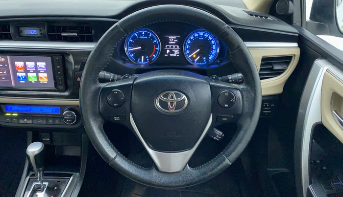 2016 Toyota Corolla Altis VL AT, Petrol, Automatic, 91,113 km, Steering Wheel Close Up