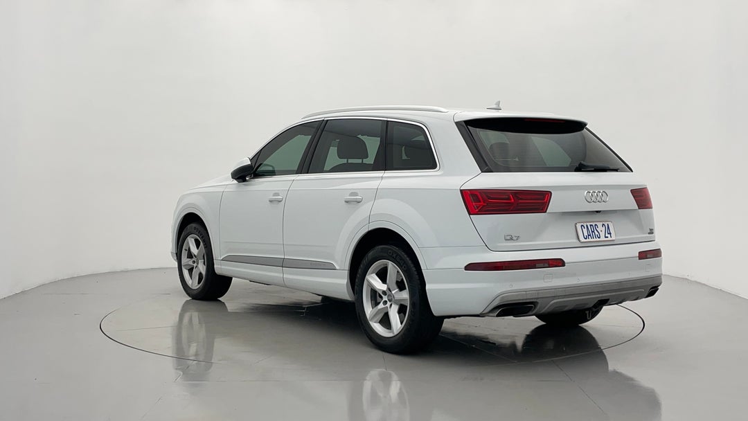 Left Back Diagonal (45- Degree) View