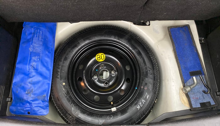 2017 Maruti Swift ZDI, Diesel, Manual, 93,786 km, Spare Tyre