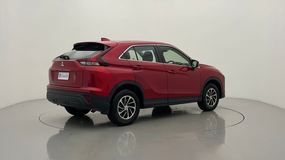 Right Back Diagonal (45- Degree) View