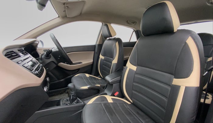 2015 Hyundai Elite i20 SPORTZ (O) 1.2, Petrol, Manual, 66,692 km, Right Side Front Door Cabin
