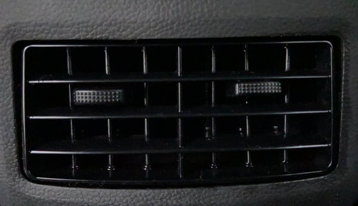 2015 Hyundai Elite i20 SPORTZ (O) 1.2, Petrol, Manual, 66,692 km, Rear AC Vents