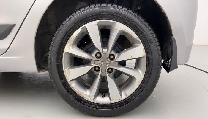 2015 Hyundai Elite i20 SPORTZ (O) 1.2, Petrol, Manual, 66,692 km, Left Rear Wheel