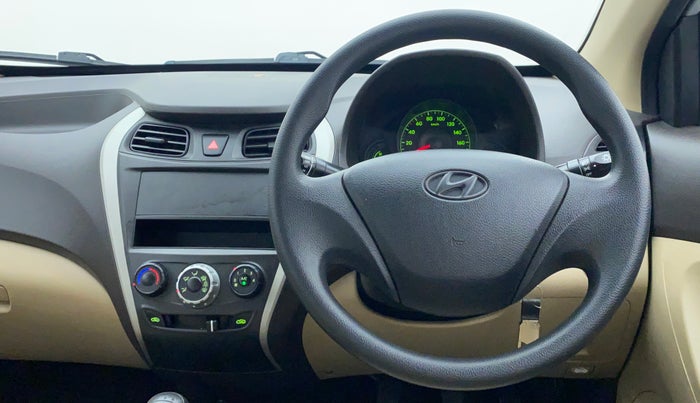2017 Hyundai Eon ERA PLUS, Petrol, Manual, 17,806 km, Steering Wheel Close Up