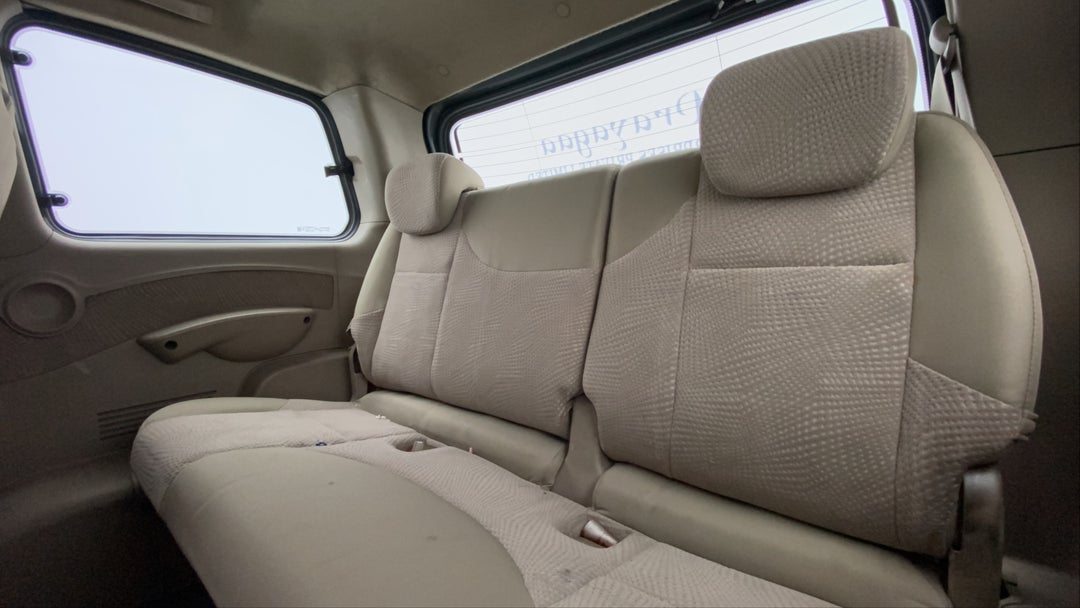 Third Seat Row ( optional )