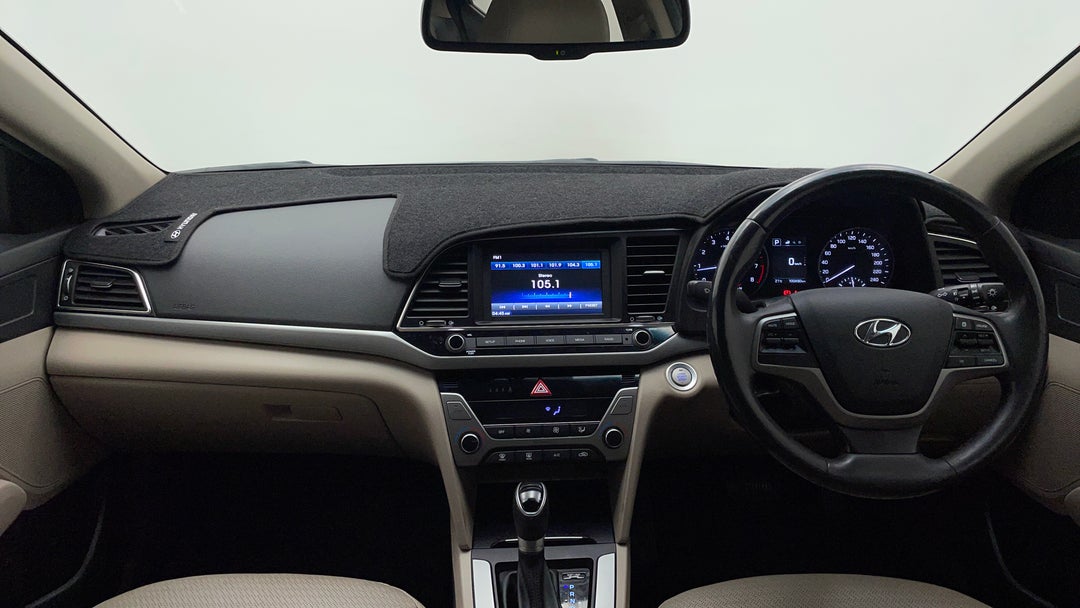 2017 Hyundai Elantra Elite 2.0 Mpi, Automatic, 100490 km, Dashboard View