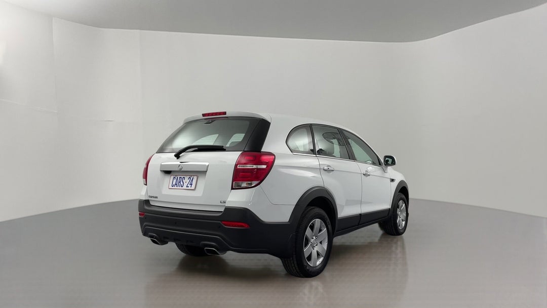 Right Back Diagonal (45- Degree) View