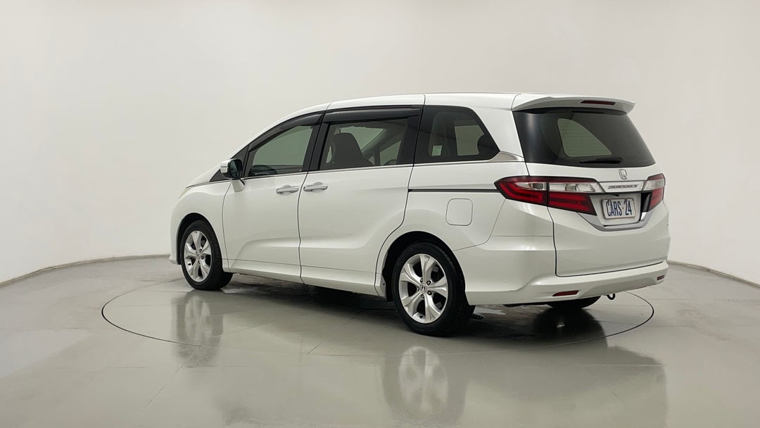 Left Back Diagonal (45- Degree) View