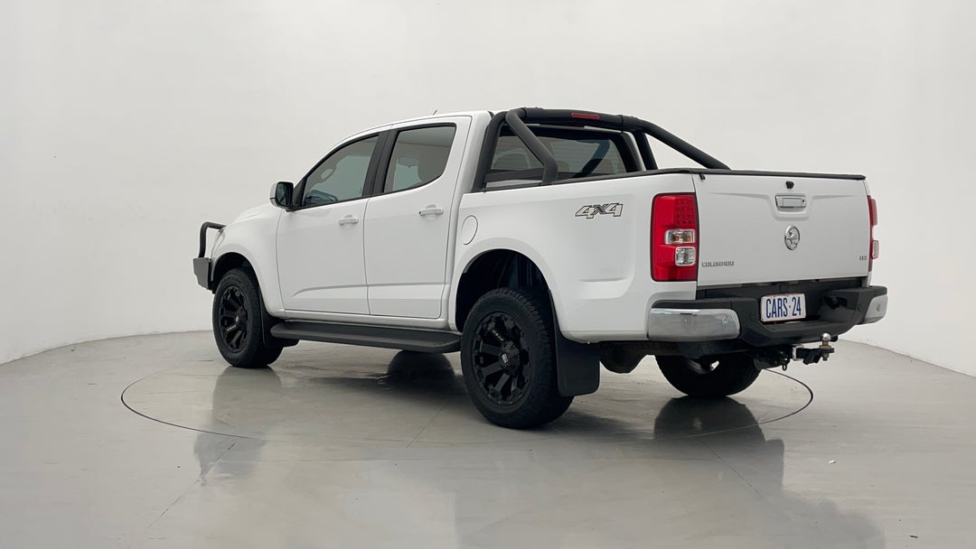 Left Back Diagonal (45- Degree) View