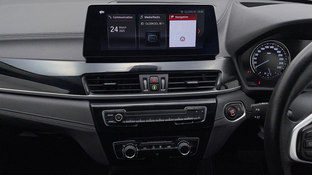 2020 BMW X1 Sdrive 18d, Automatic, 94963 km, Center Console