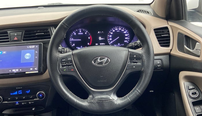 2016 Hyundai Elite i20 ASTA 1.4 CRDI, Diesel, Manual, 1,02,038 km, Steering Wheel Close Up