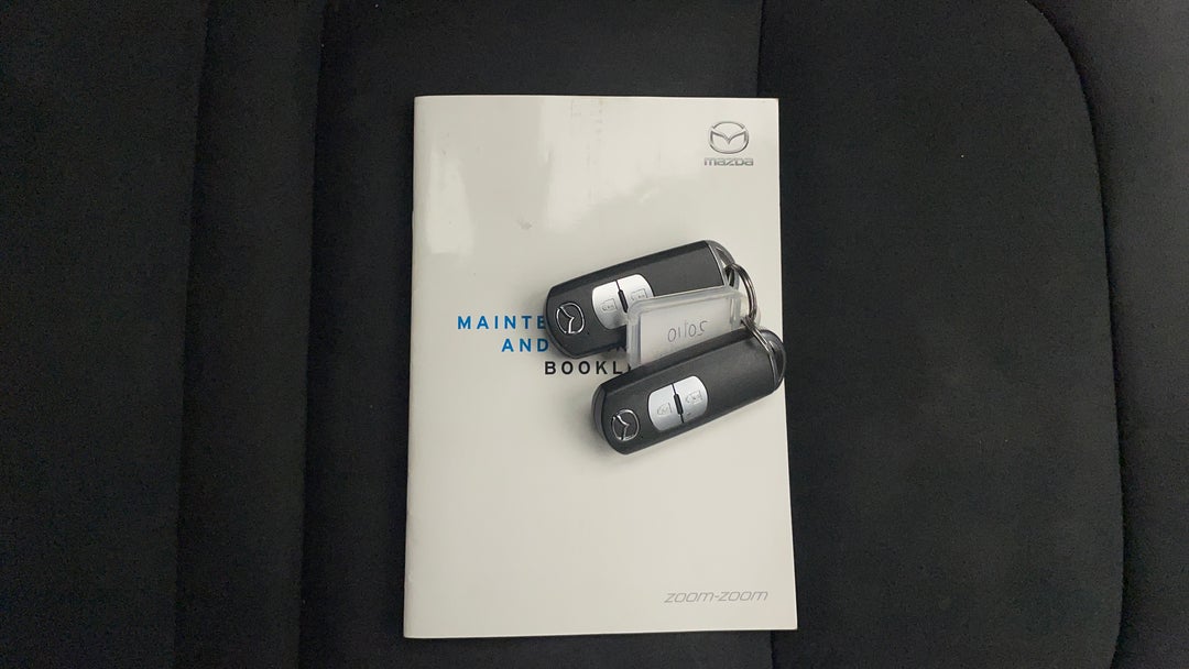 2018 Mazda CX-5 Touring (4x4), Automatic, 80407 km, Key Close-up