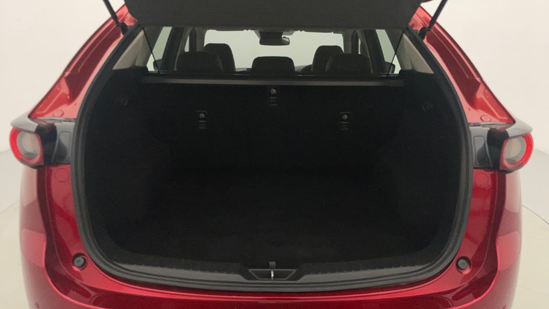 2018 Mazda CX-5 Touring (4x4), Automatic, 80407 km, Boot Inside View