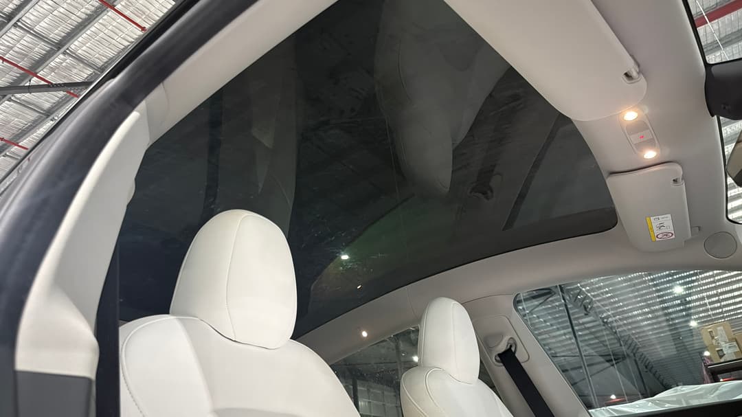 2023 Tesla Model Y Long Range, Automatic, 19209 km, Interior Sunroof/Moonroof