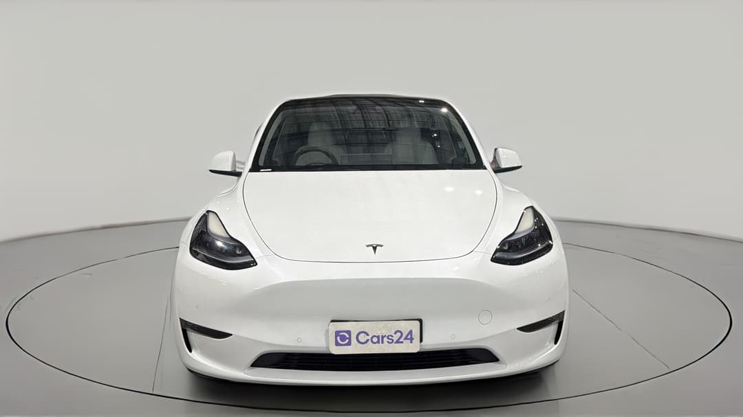 2023 Tesla Model Y Long Range, Automatic, 19209 km, Front View