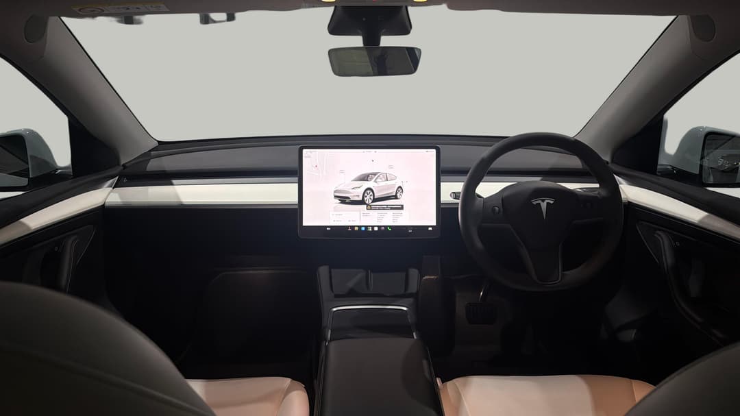 2023 Tesla Model Y Long Range, Automatic, 19209 km, Dashboard View