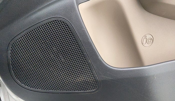 2017 Hyundai Grand i10 MAGNA 1.2 VTVT, Petrol, Manual, 17,083 km, Speakers