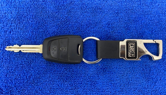 2017 Hyundai Grand i10 MAGNA 1.2 VTVT, Petrol, Manual, 17,083 km, Key Close-up
