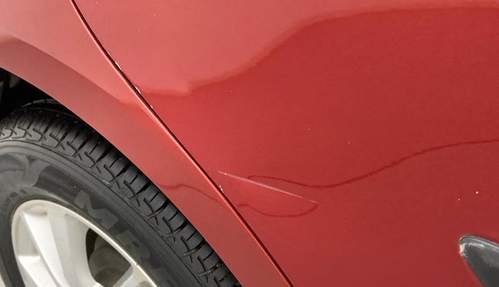2012 Maruti Swift ZDI, Diesel, Manual, 99,323 km, Right rear door - Minor scratches