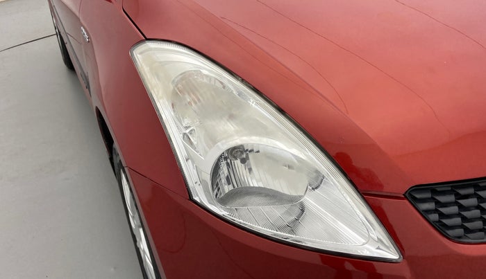 2012 Maruti Swift ZDI, Diesel, Manual, 99,323 km, Right headlight - Faded
