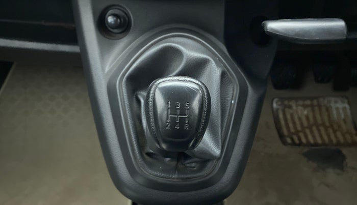 2018 Datsun Go Plus T, Petrol, Manual, 12,424 km, Gear Lever