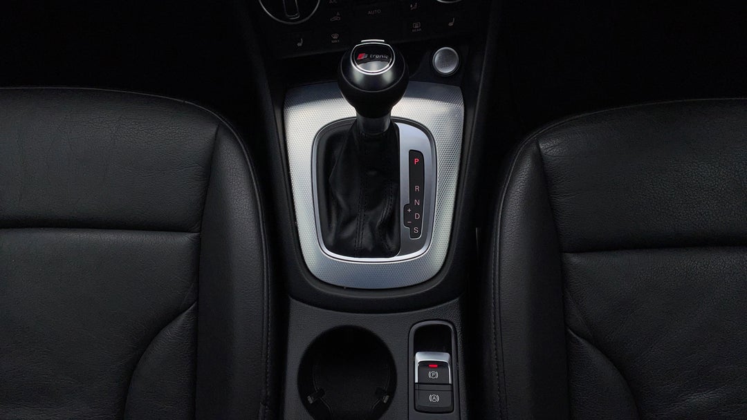 2016 Audi Q3 1.4 Tfsi (110kw), Automatic, 65317 km, Gear Lever 