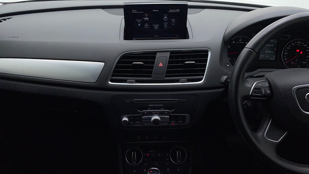 2016 Audi Q3 1.4 Tfsi (110kw), Automatic, 65317 km, Center Console