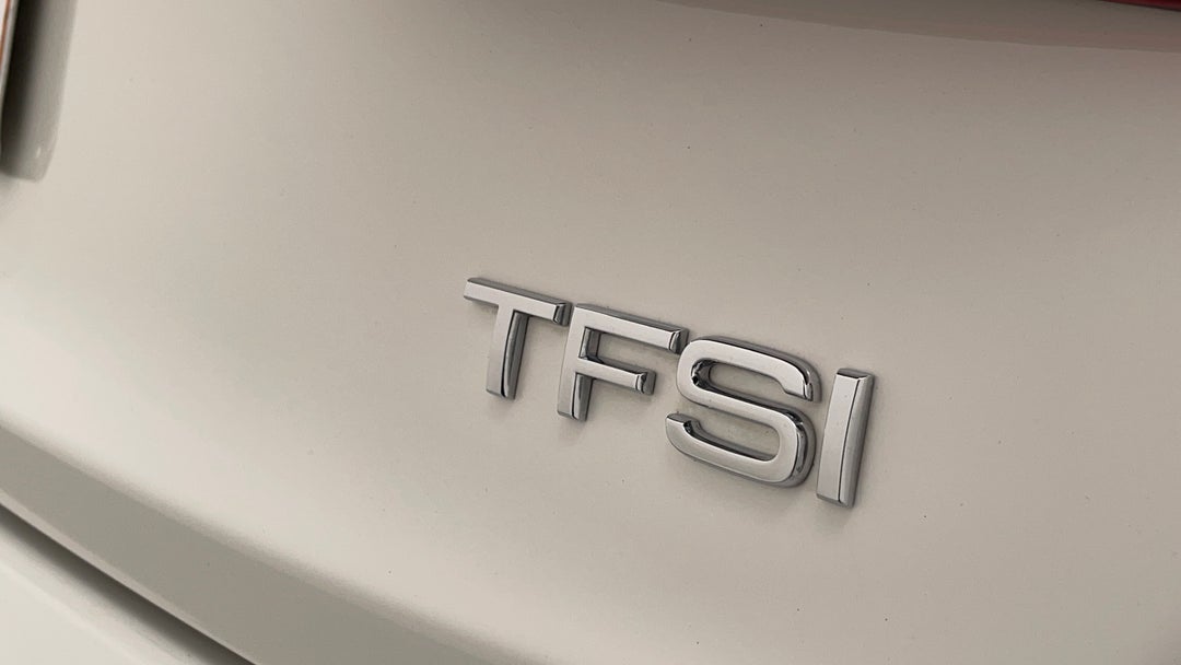 2016 Audi Q3 1.4 Tfsi (110kw), Automatic, 65317 km, Badge (Boot Right Side)