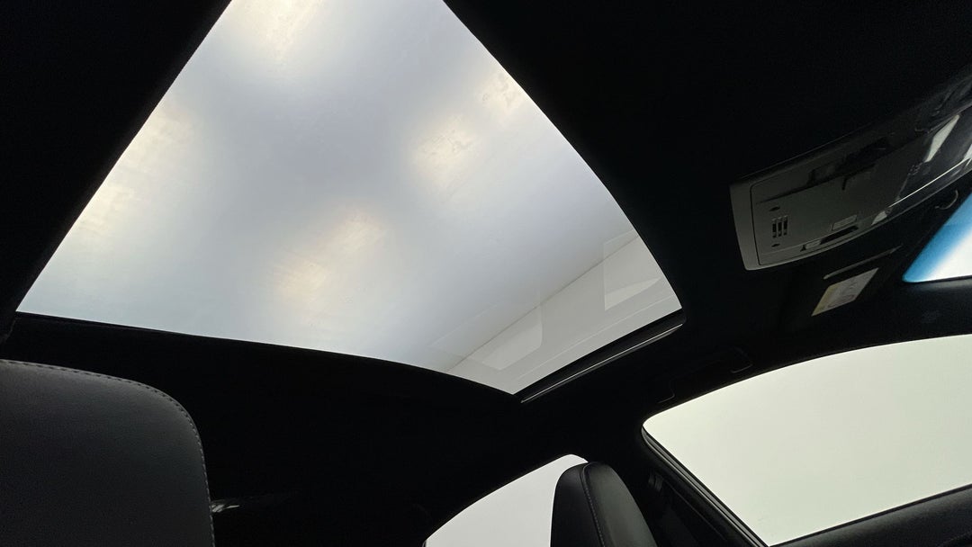 Interior Sunroof/Moonroof