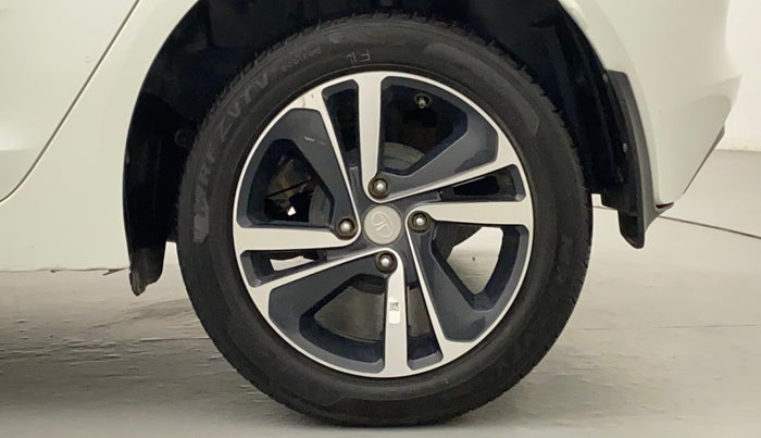 2020 Tata ALTROZ XZ 1.2, Petrol, Manual, 19,911 km, Left Rear Wheel