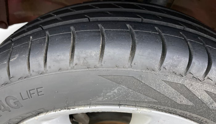 2014 Maruti Wagon R Stingray VXI, Petrol, Manual, 36,931 km, Left Front Tyre Tread