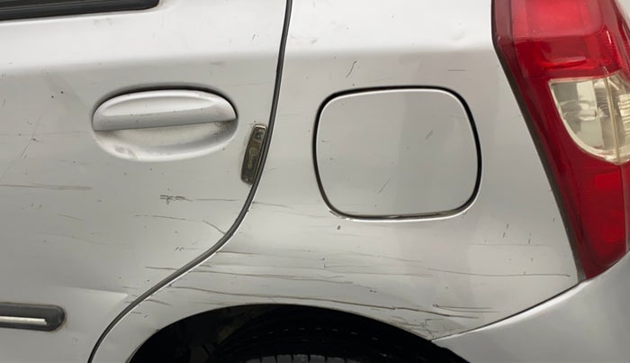 2014 Toyota Etios Liva G, Petrol, Manual, 36,837 km, Left quarter panel - Minor scratches