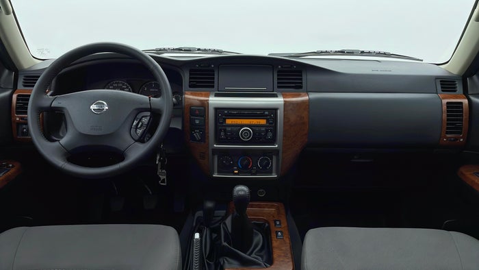 NISSAN PATROL-Dashboard View