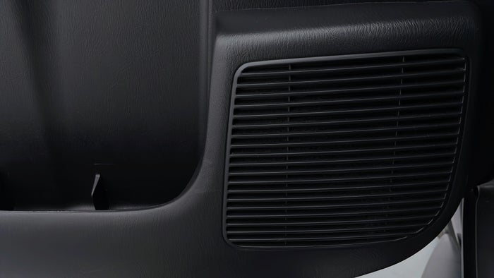 NISSAN PATROL-Speakers