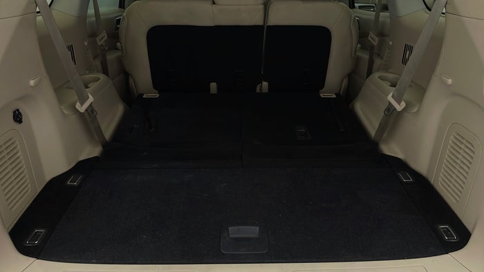 NISSAN PATHFINDER-Boot Inside View