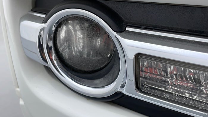 MITSUBISHI PAJERO-Fog Light RHS Fading